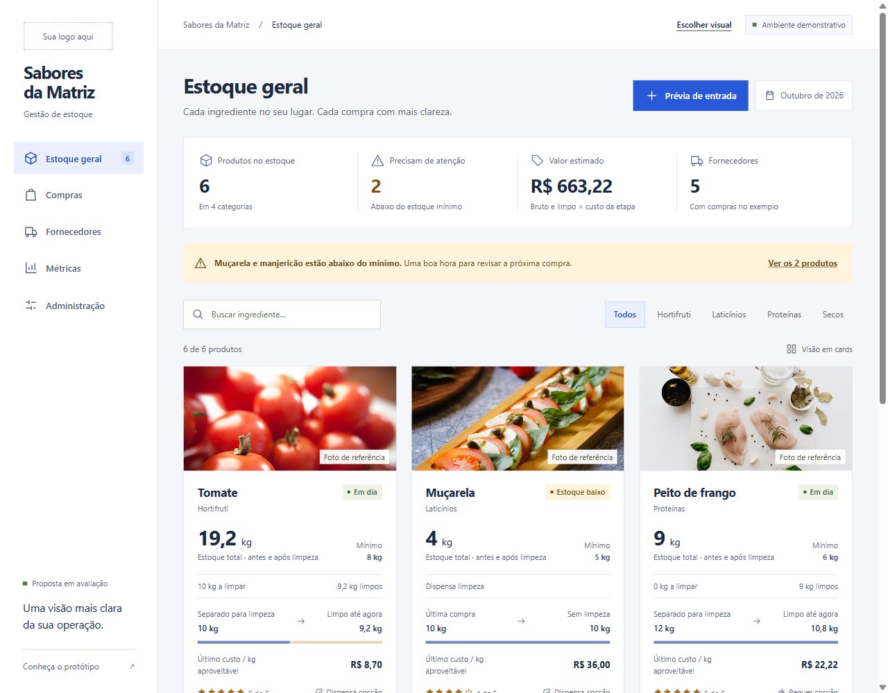 Prévia real do modelo Essencial: interface clara, menu branco e seleção azul